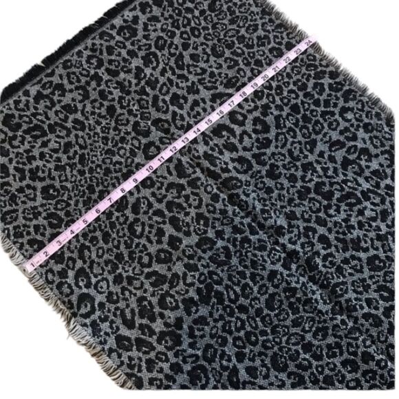 Merona Large Oversized Animal Print Leopard Scarf Wrap NWT - Picture 10 of 15